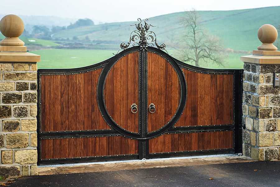 Вороты для дома: Как выбрать ворота для частного дома?
