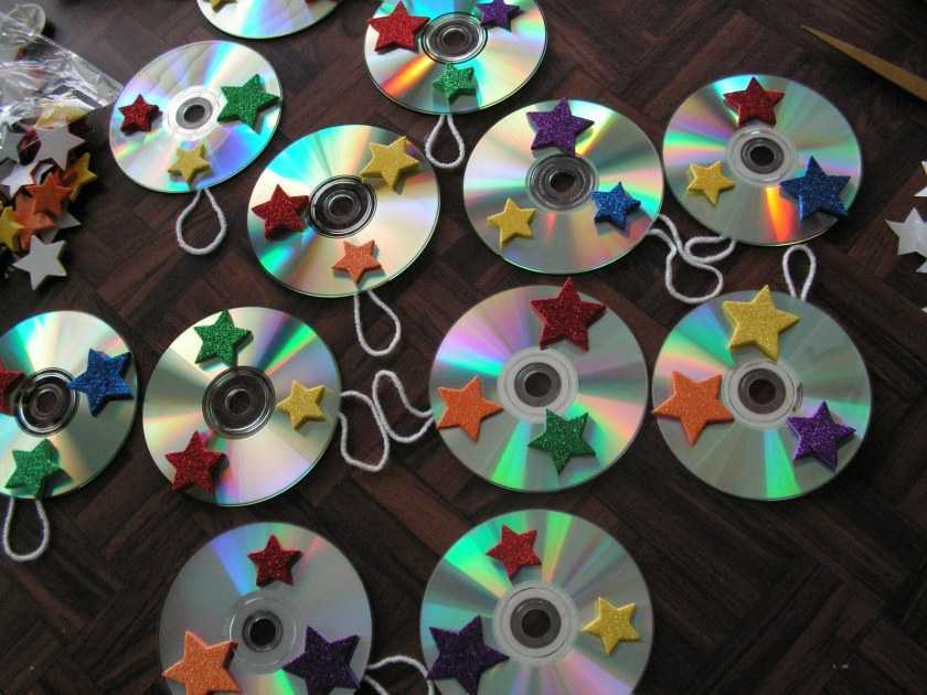 Поделки из музыкальных дисков своими руками: Поделки из сд и двд дисков своими руками, для дома, фото идеи
