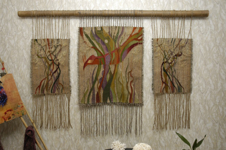 Панно из ниток для вязания: схемы для вязания своими руками из шерстяных нитей, как сделать сердце, оленя и другие панно