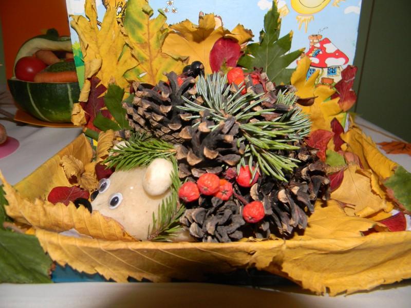 Композиція до свята осені фото: Композиції до свята осені: букети з квітів, осіннього листя, каштанів та горіхів (фото) | жіночий…