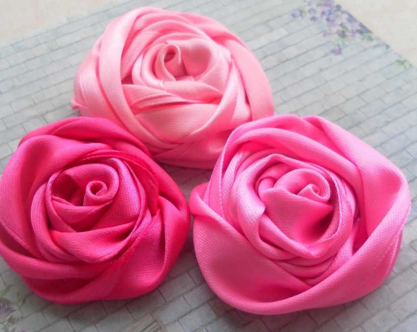 Видео роза из ленты: Как сделать розочку из атласной ленты. How to make a rose from satin ribbon. - YouTube