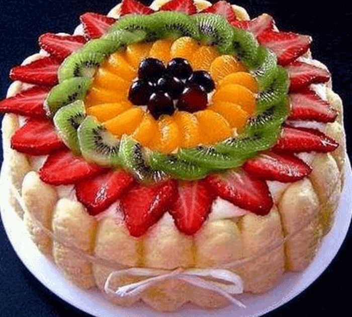 Украсить торт фруктами в домашних условиях: Украшение торта фруктами — 33 варианта, как оформить торт фруктами (киви, персиками, абрикосами, апельсинами и …