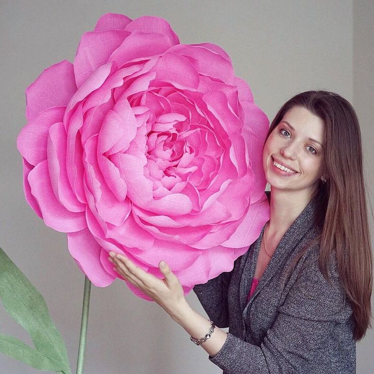 Цветы большие из бумаги видео: Цветы из бумаги. Большие цветы.DIY Giant Paper Flower