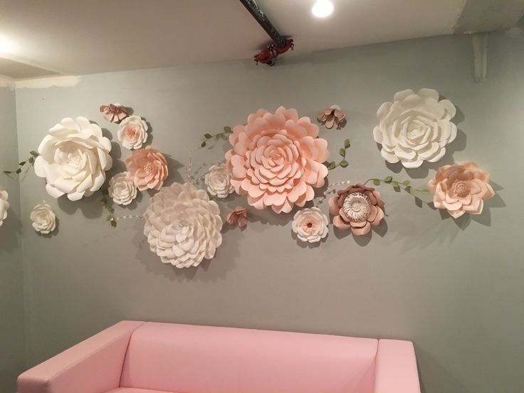 Стена из бумажных цветов своими руками: Как сделать цветы на стену из бумаги: идеи, выбор материала, мастер-классы