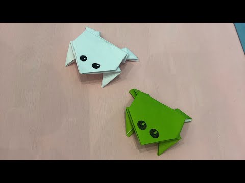 Как видео сделать из бумаги лягушку которая прыгает видео: Как сделать лягушку из бумаги. Лягушка оригами смотреть онлайн видео от Поделки из бумаги в хорошем качестве.