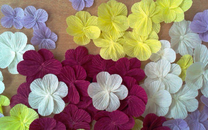 Мелкоцвет из гофрированной бумаги: Пин на доске crepe paper flowers