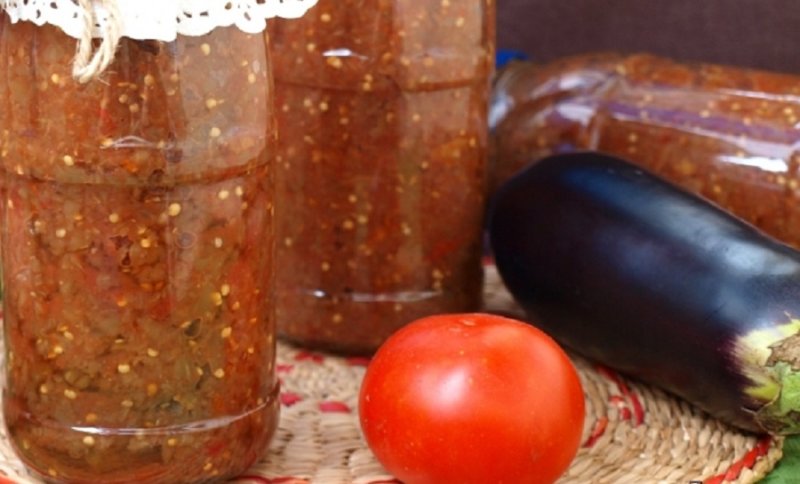 Икра из помидоров и моркови и лука и перца на зиму: Икра из помидоров, моркови и болгарского перца на зиму: рецепт