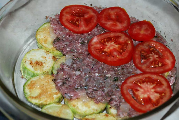 Что приготовить из кабачков и фарша и помидор: Кабачки с фаршем и помидорами - пошаговый рецепт с фото, ингредиенты, как приготовить