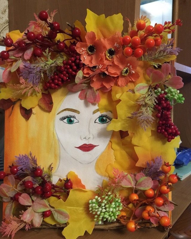 Осенняя поделка девушка осень: аппликация «Девочка-Осень», осенняя женщина в платье из листьев. Лицо девушки с волосами из листьев
