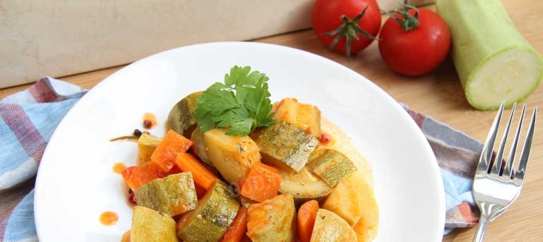 Кабачки с картошкой и мясом: Картофель с мясом и кабачками рецепт с фото