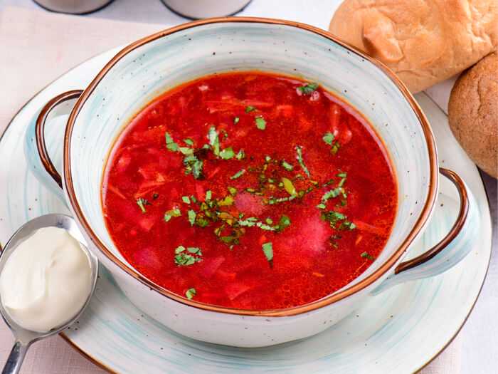 Сварить борщ со свеклой и капустой и мясом: Борщ со свежей капустой свеклой и мясом рецепт с фото пошагово и видео