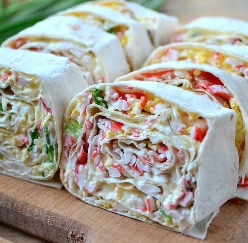 Гренки из лаваша с крабовыми палочками рецепт с фото: Восточные гренки из лаваша с крабовыми палочками