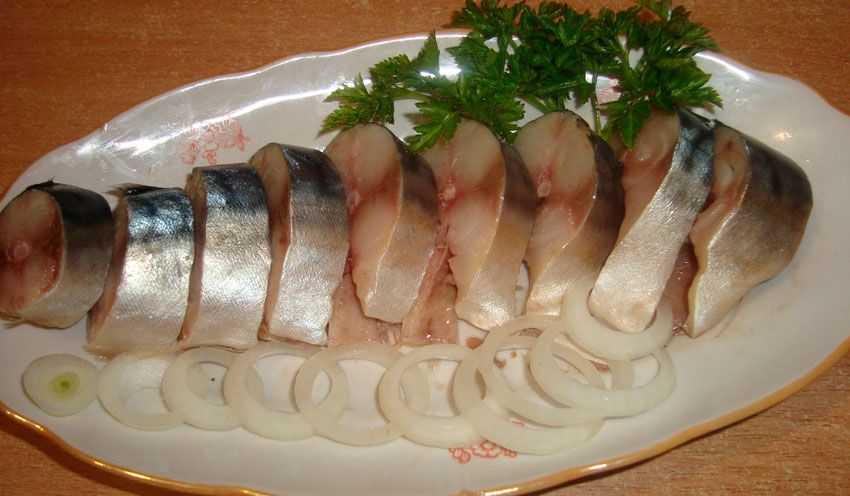 Как засолить рыбу в домашних условиях вкусно: Как засолить рыбу в домашних условиях
