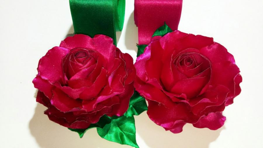 Видео роза из ленты: Как сделать розочку из атласной ленты. How to make a rose from satin ribbon. - YouTube