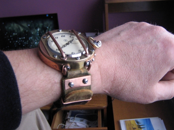 Как сделать наручные часы в домашних условиях своими руками: Наручные часы своими руками: делаем в стиле стимпанк