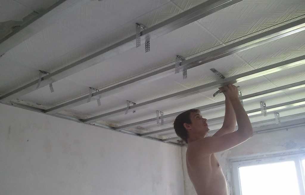 Как своими руками сделать подвесной потолок из гипсокартона: Как сделать потолок из гипсокартона своими руками