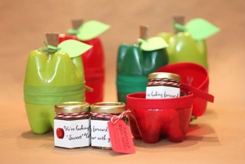 Apple Containers - 20 Fun and Creative Crafts with Plastic Soda Bottles