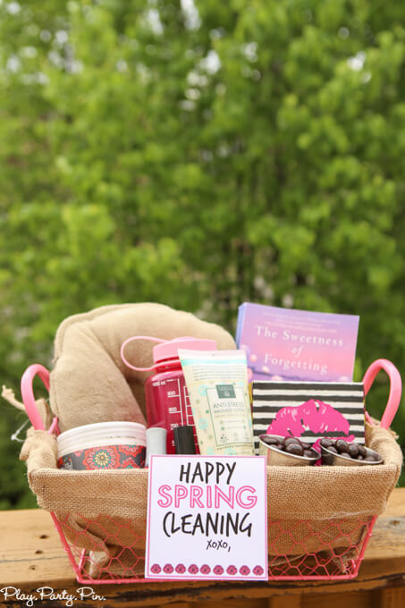 Spring cleaning basket diy