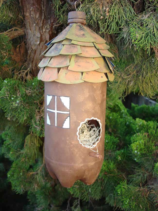 Soda bottle birdhouse