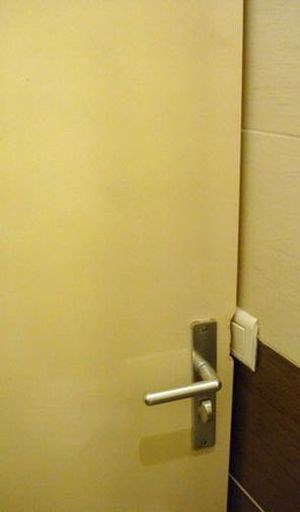 Косяки в ремонте квартир фото: 54 ошибки при ремонте, которые не стоит повторять — INMYROOM