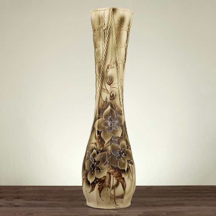 Формы вазы: выбираем красивые большие синие и серебряные изделия для уличных цветов и декора интерьера