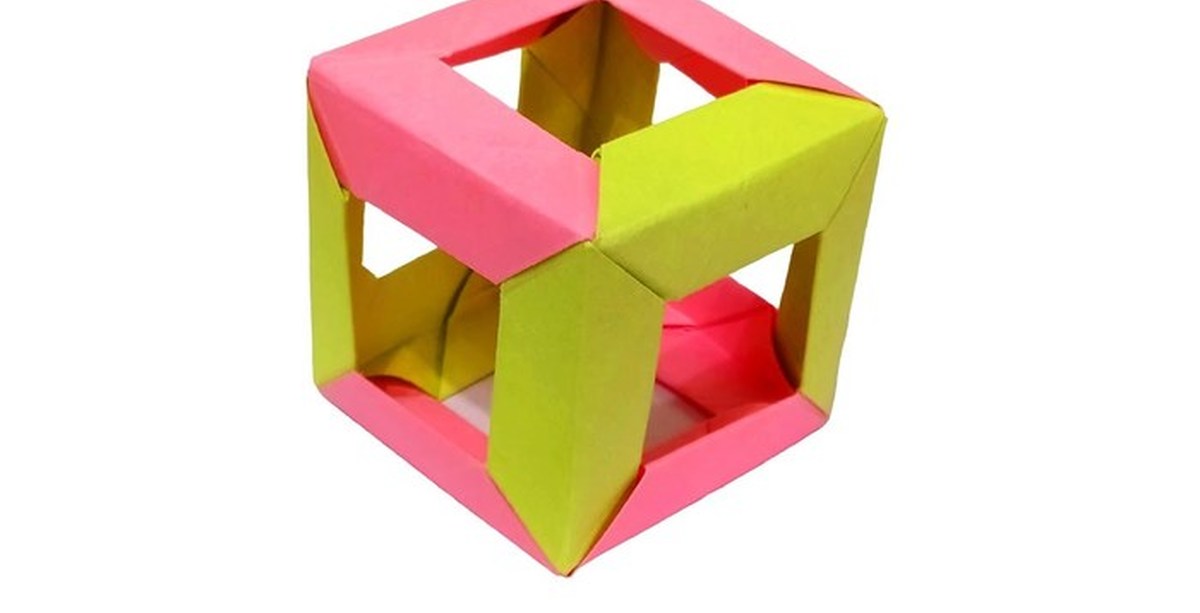 Как сделать бумажный кубик: Как сделать куб из бумаги в технике оригами по готовой схеме.