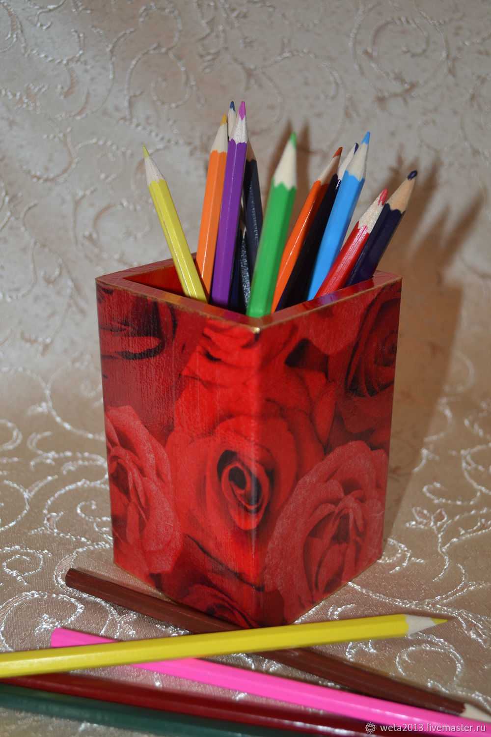 Как сделать подставку для ручек и карандашей из бумаги: Подставка под карандаши из бумаги