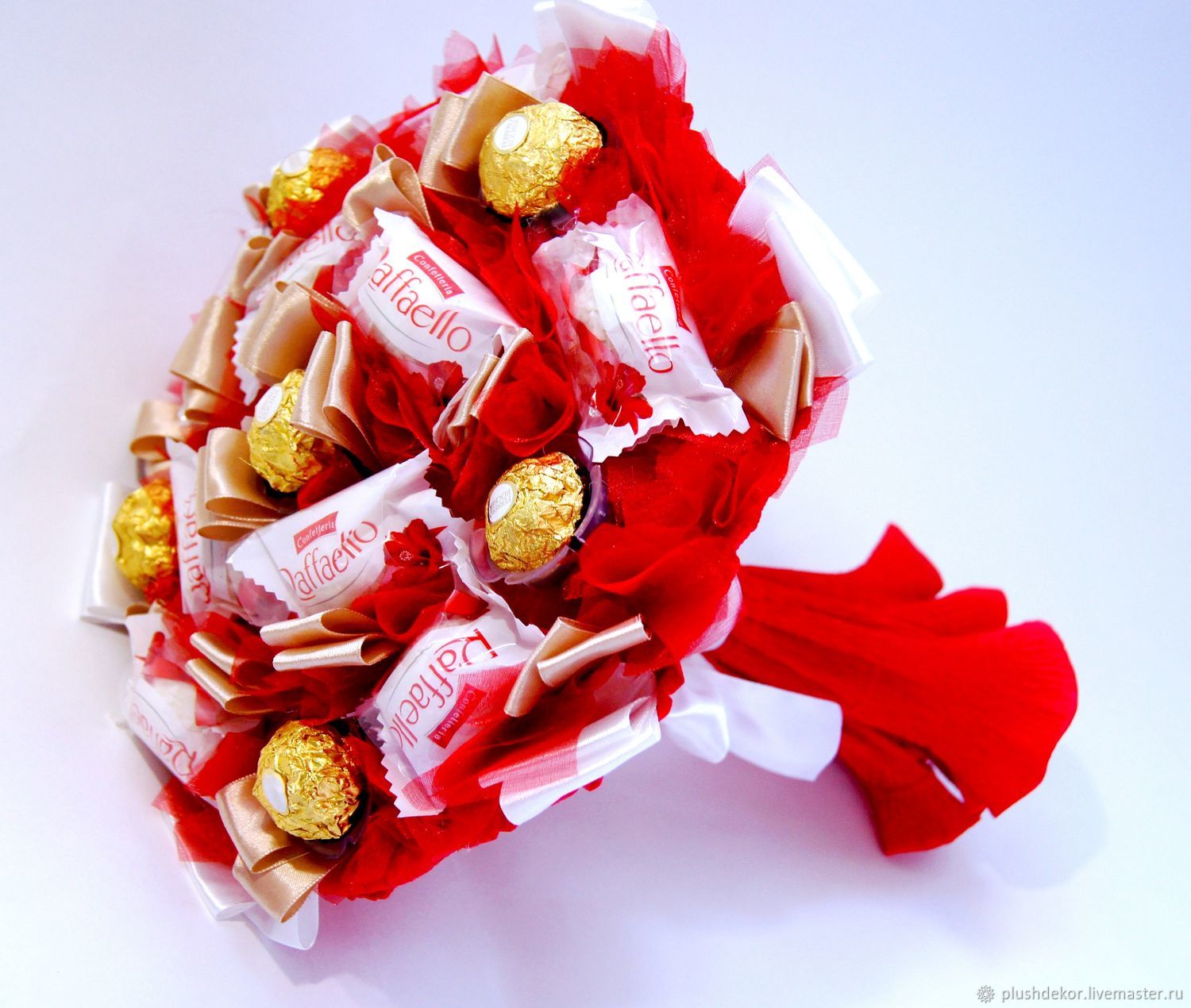Цветы из конфет сделать: 15 способов сделать букет из конфет своими руками