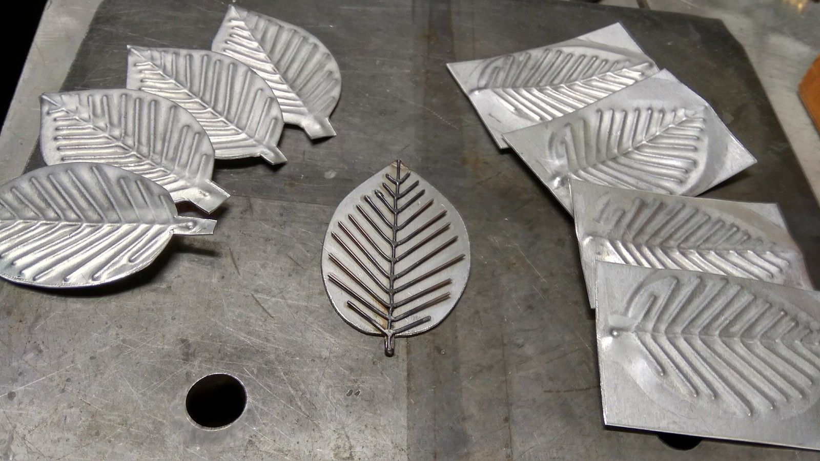 Поделки из листового металла своими руками: 84 поделки из МЕТАЛЛА (гвоздей, гаек, ложек, бочек)
