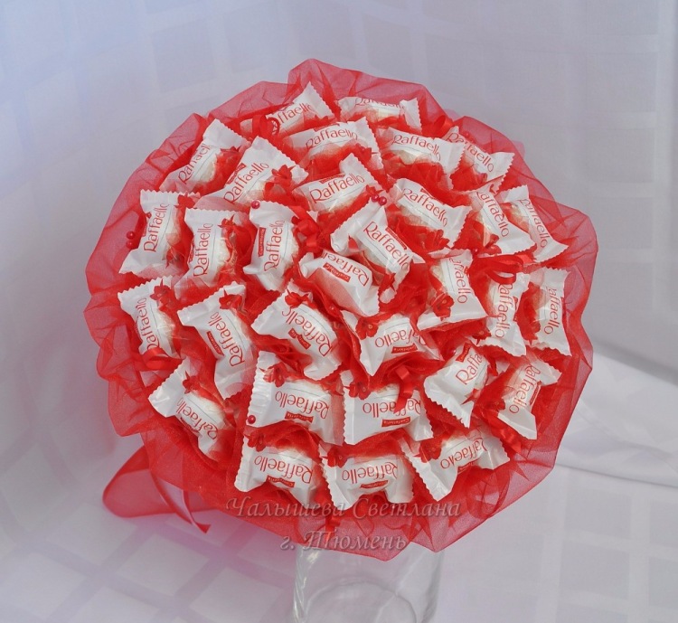 Букет из конфет рафаэлло своими руками мастер класс: 15 способов сделать букет из конфет своими руками