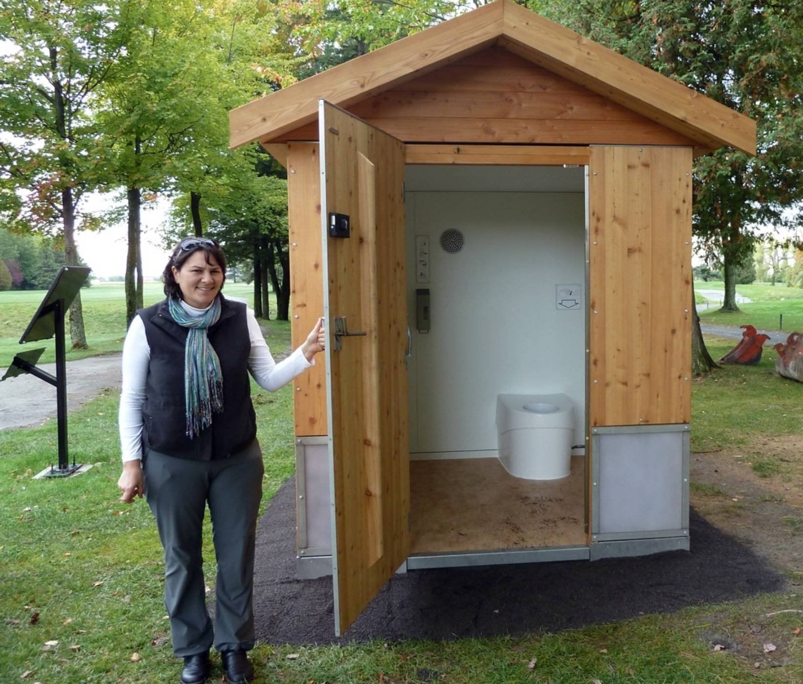 Построить туалет на улице: Дачный туалет своими руками: 48 чертежей + фото