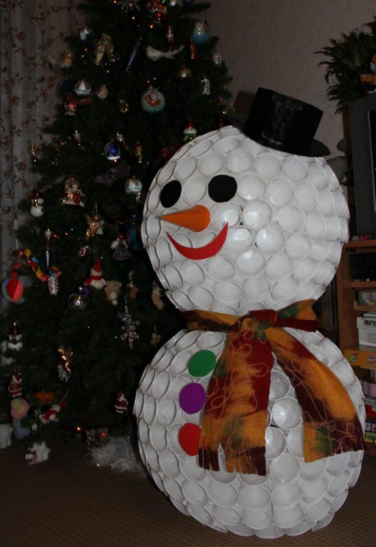 Снеговик своими руками поделка в школу: Как сделать милого снеговика своими руками: 20 крутых идей