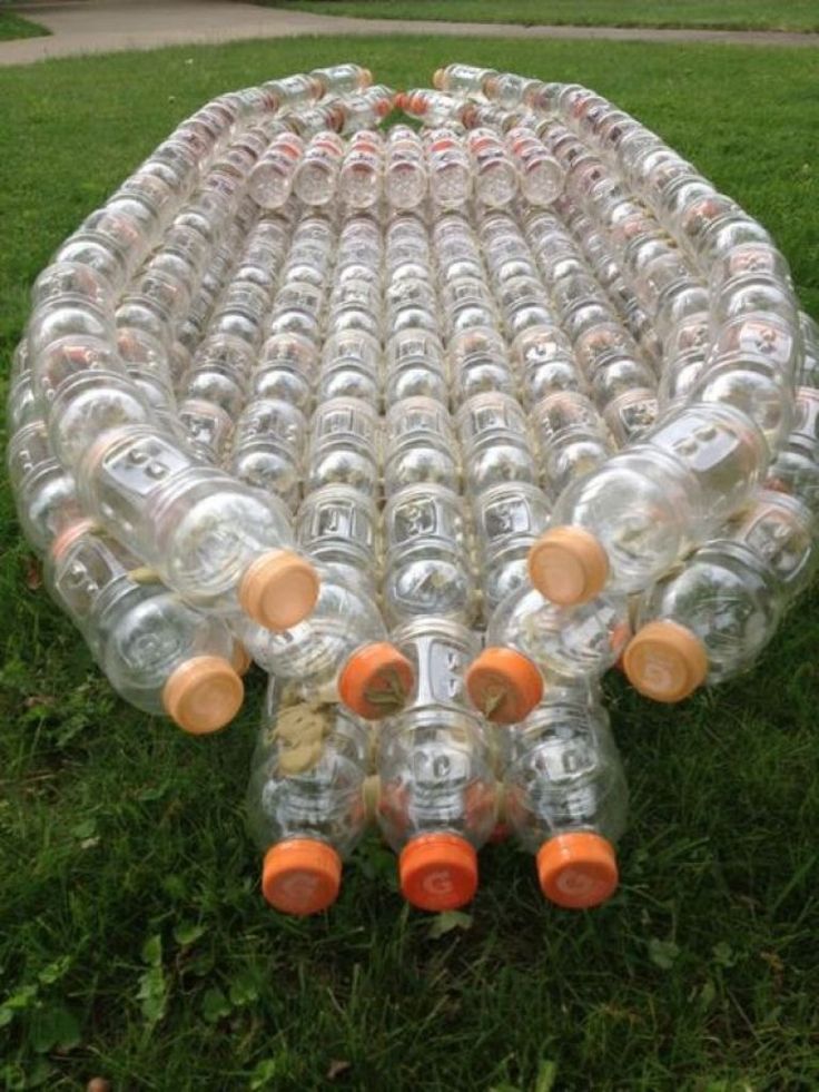 Что сделать из бутылок пластиковых: Что можно сделать из пластиковых бутылок своими руками