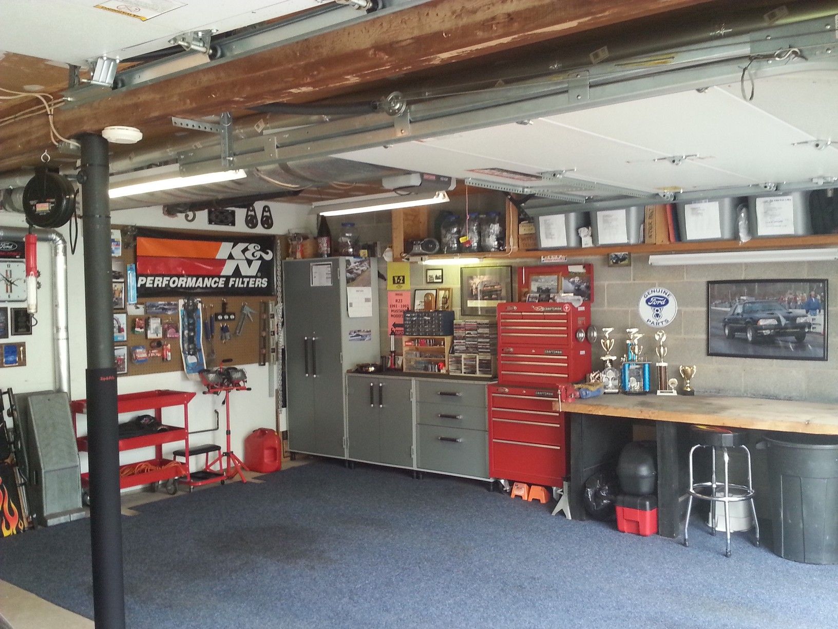 Гараж мастерская фото: Маленькие гаражи с мастерской – 55 луших фото, дизайн гаража, идеи обустройства и организации хранения % Query