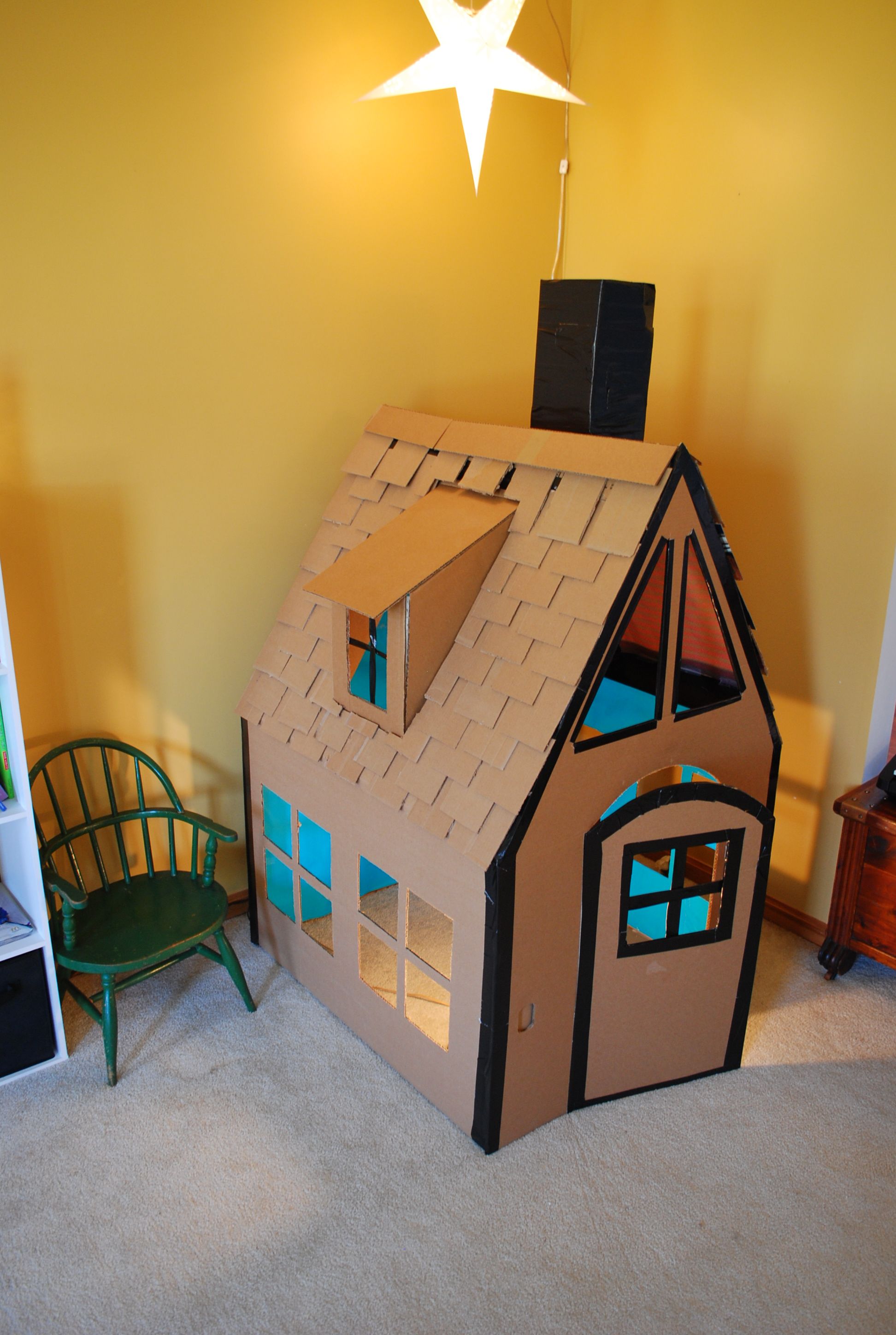 Домик из картона своими руками: Большой домик из картона своими руками схемы. Уютный домик из картона: мастерим вместе с детьми