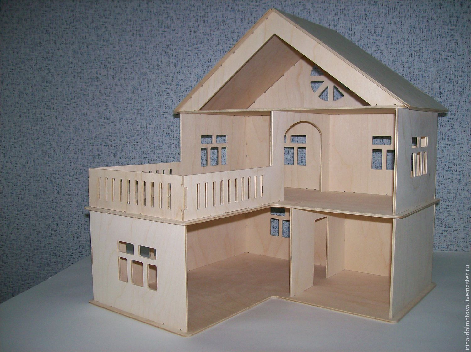 Дом из фанеры своими руками: Кукольный домик из фанеры своими руками: видео как сделать, фото
