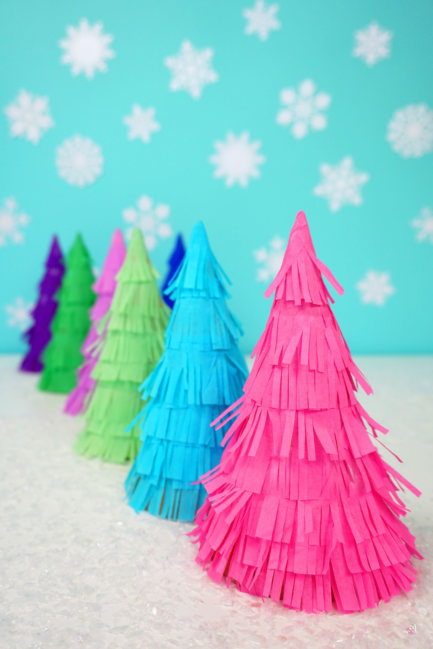 Как из гофрированной бумаги сделать елочку: 🎄Как сделать ёлочку из гофрированной бумаги