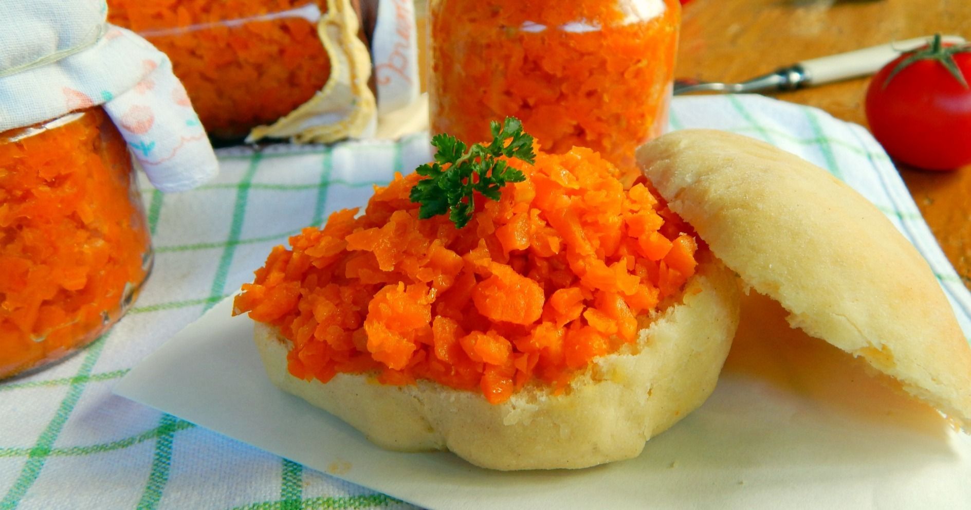 Икра с помидорами и морковью на зиму: Икра из моркови с томатами на зиму рецепт с фото