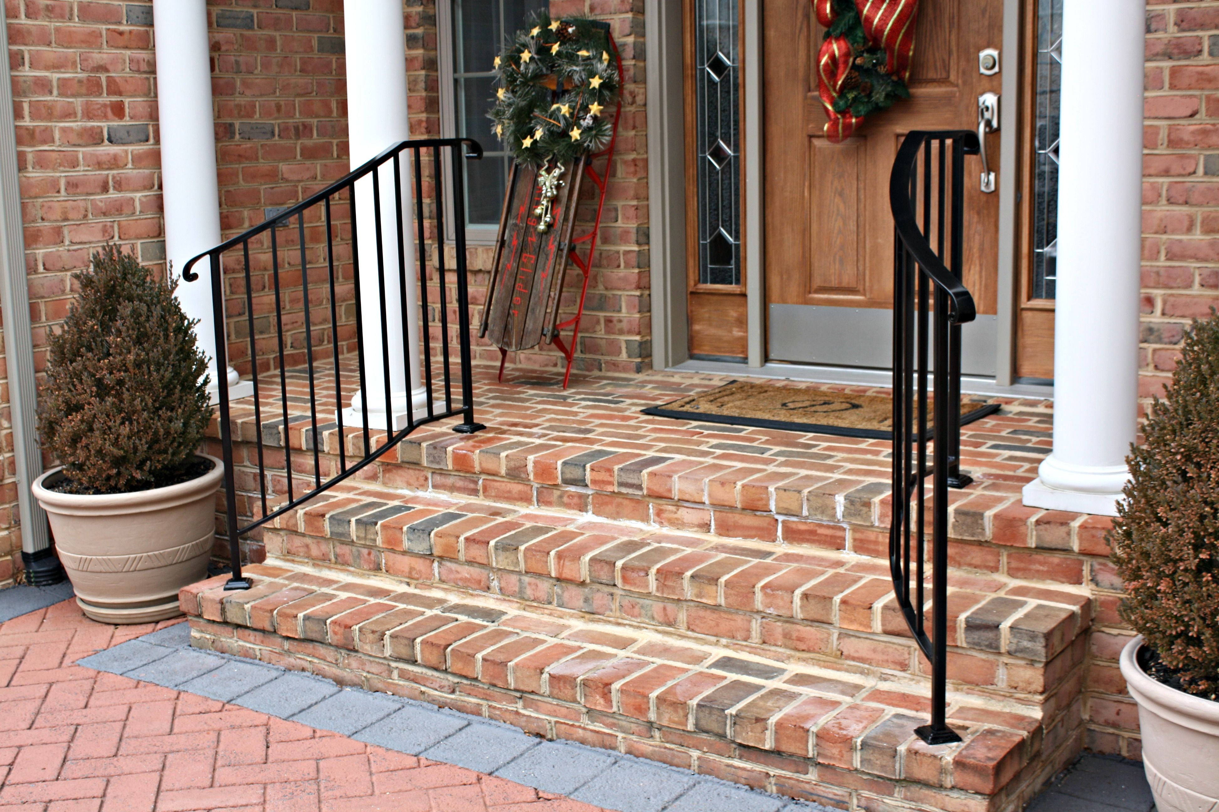 Вход ступеньки в дом фото: ступеньки для частного кирпичного дома, наружные лестницы для загородного коттеджа, уличные ступени