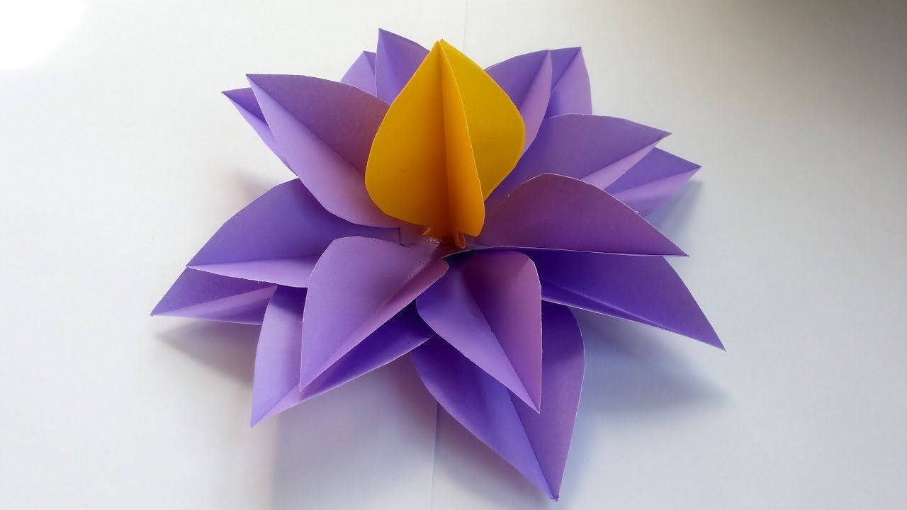 Цветок из бумаги оригами видео: Как сделать цветы из треугольников из бумаги. Оригами из модулей: цветок своими руками
