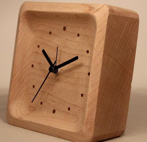 Корпус для часов из дерева своими руками: Мастер-класс смотреть онлайн: Мастерим из старого короба от швейной машинки бокс для хранения часов