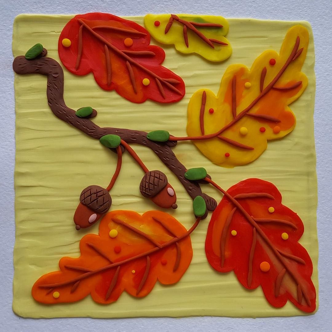 Поделки из пластилина для детей на тему осень: Осенняя поделка (обратная аппликация из пластилина)