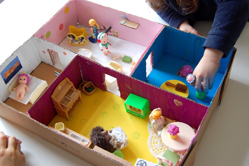 Домик из картонных коробок для кукол: Дом из картонных коробок своими руками