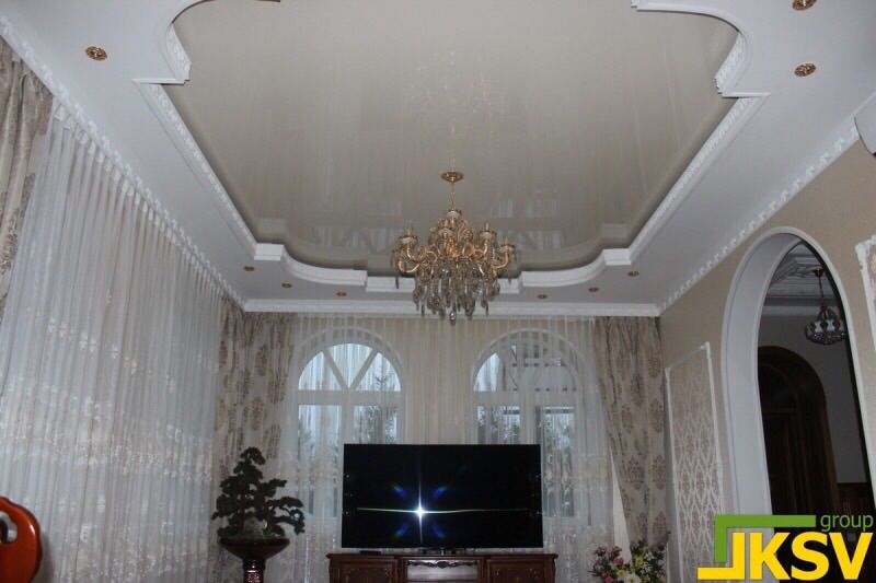 Подвесные потолки из гипсокартона в зал фото: Потолки из гипсокартона (80 фото) – Дизайн потолков для разных комнат