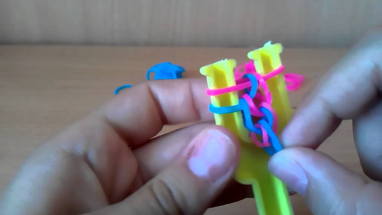 Как сплести из резинок на рогатке браслет чешуя дракона: Rainbow Loom . " ". -