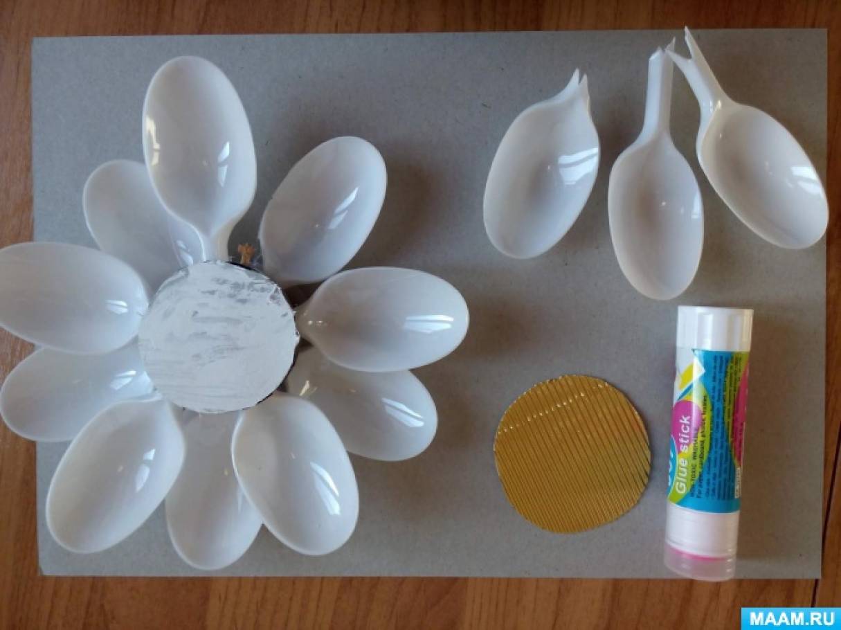 Поделки из одноразовой посуды: Поделки из одноразовой посуды - 66 фото идей для детского творчества