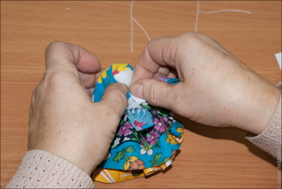 Куклы из лоскутков своими руками для начинающих: Создаем куколку «На счастье» в традиционной текстильной народной технике…. Просто, красиво и быстро!