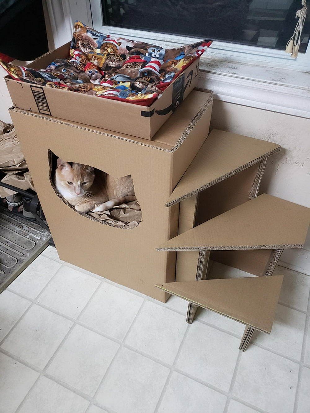 Как сделать из коробок домик для кошки: пошаговая инструкция по изготовлению домика для котов из картона и футболки