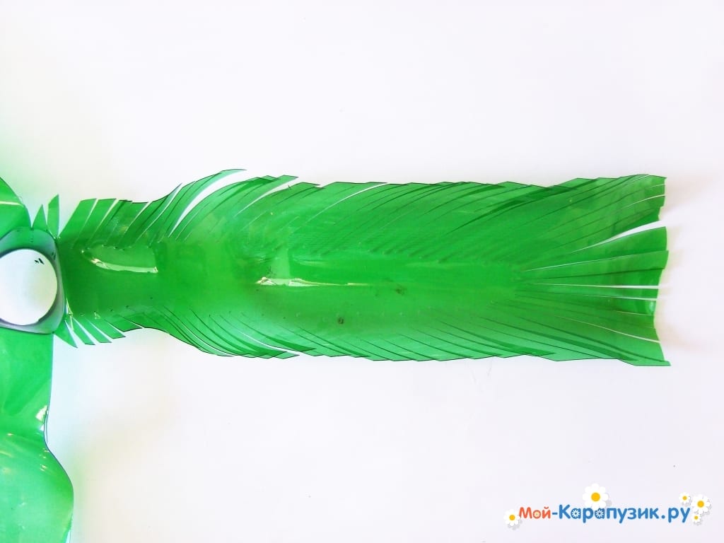 Как из бутылок сделать пальму видео: Пальма из пластиковых бутылок