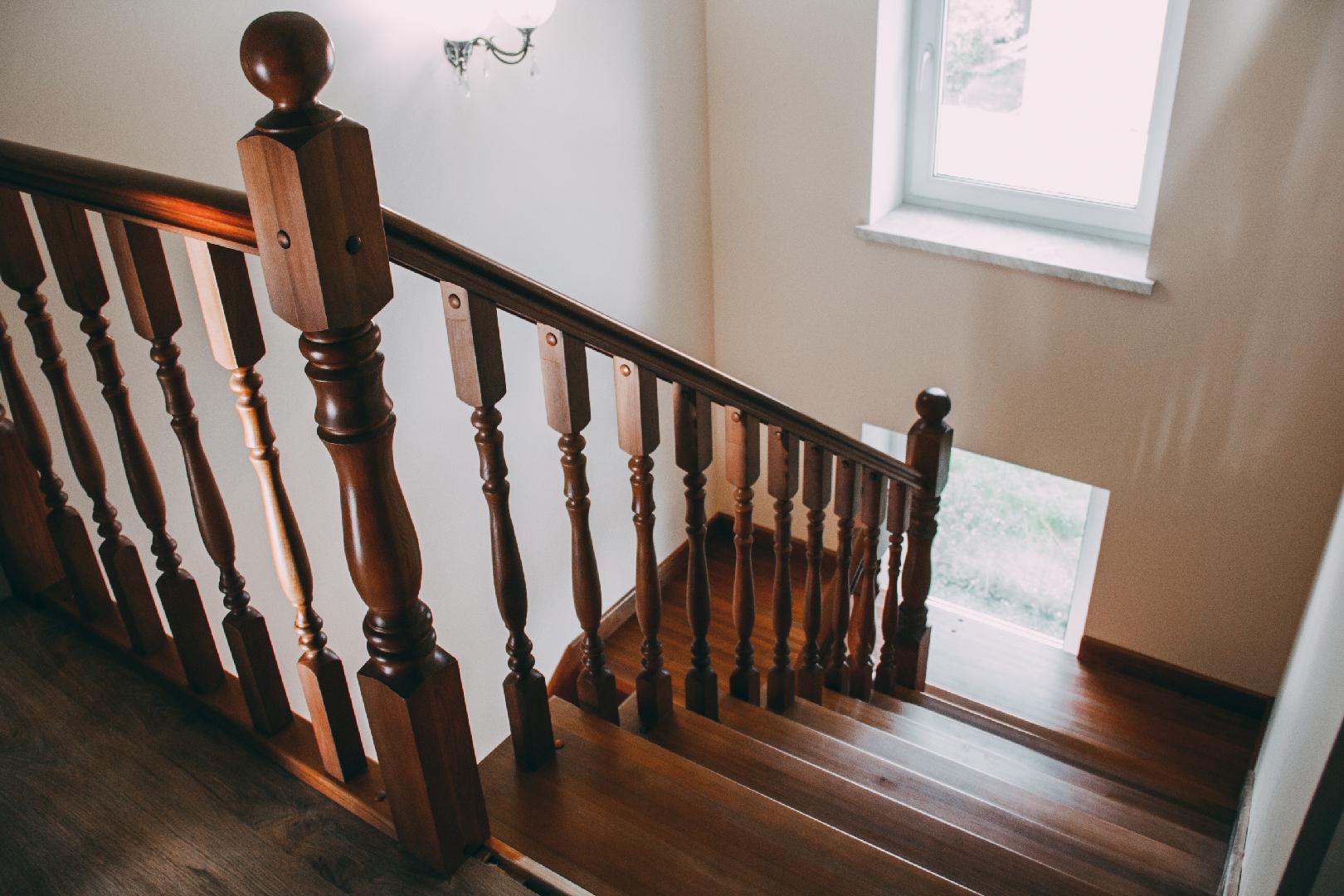 Как сделать простую деревянную лестницу: как сделать лестницу из дерева на второй этаж для дома самостоятельно
